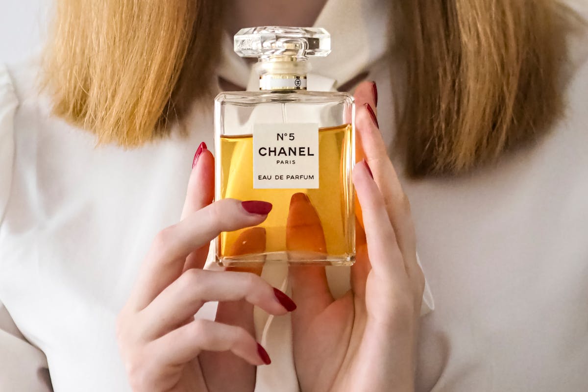 Chanel No.5: Smyslnost, ženskost a podmanivost