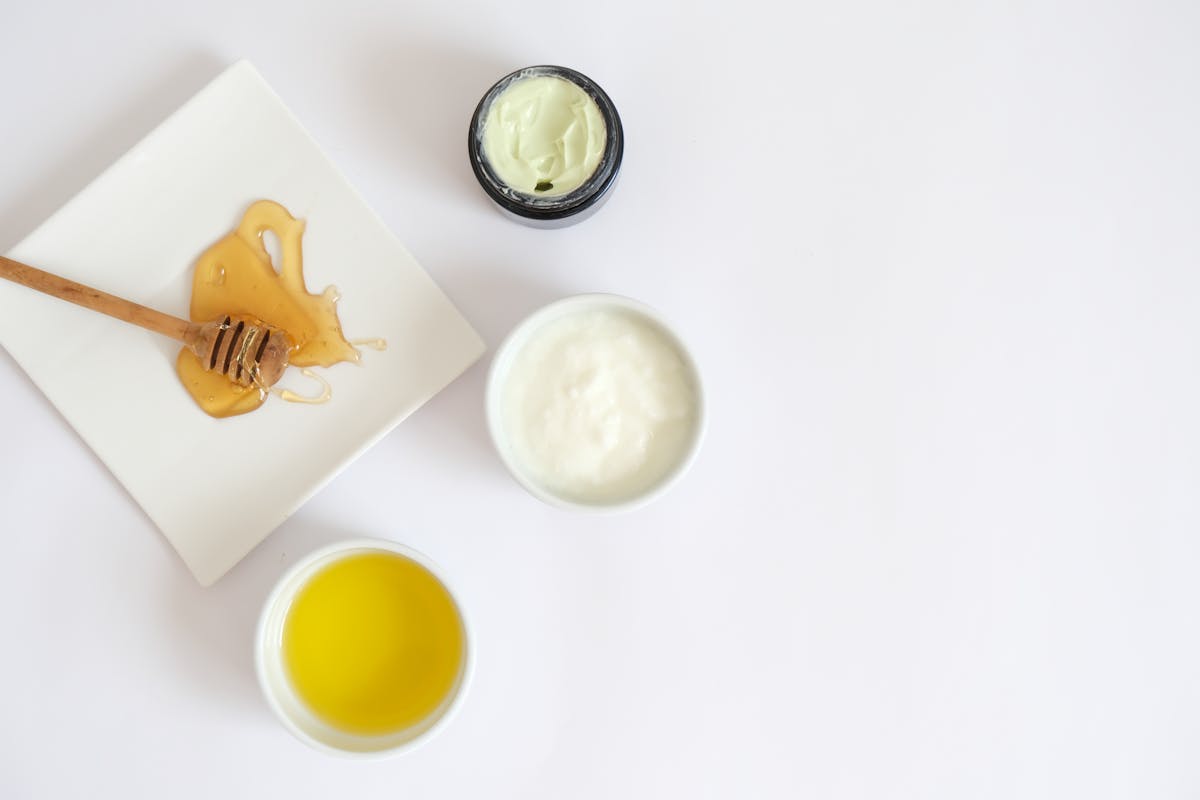 Medová masáž: Detoxikace, relax a krásná pleť